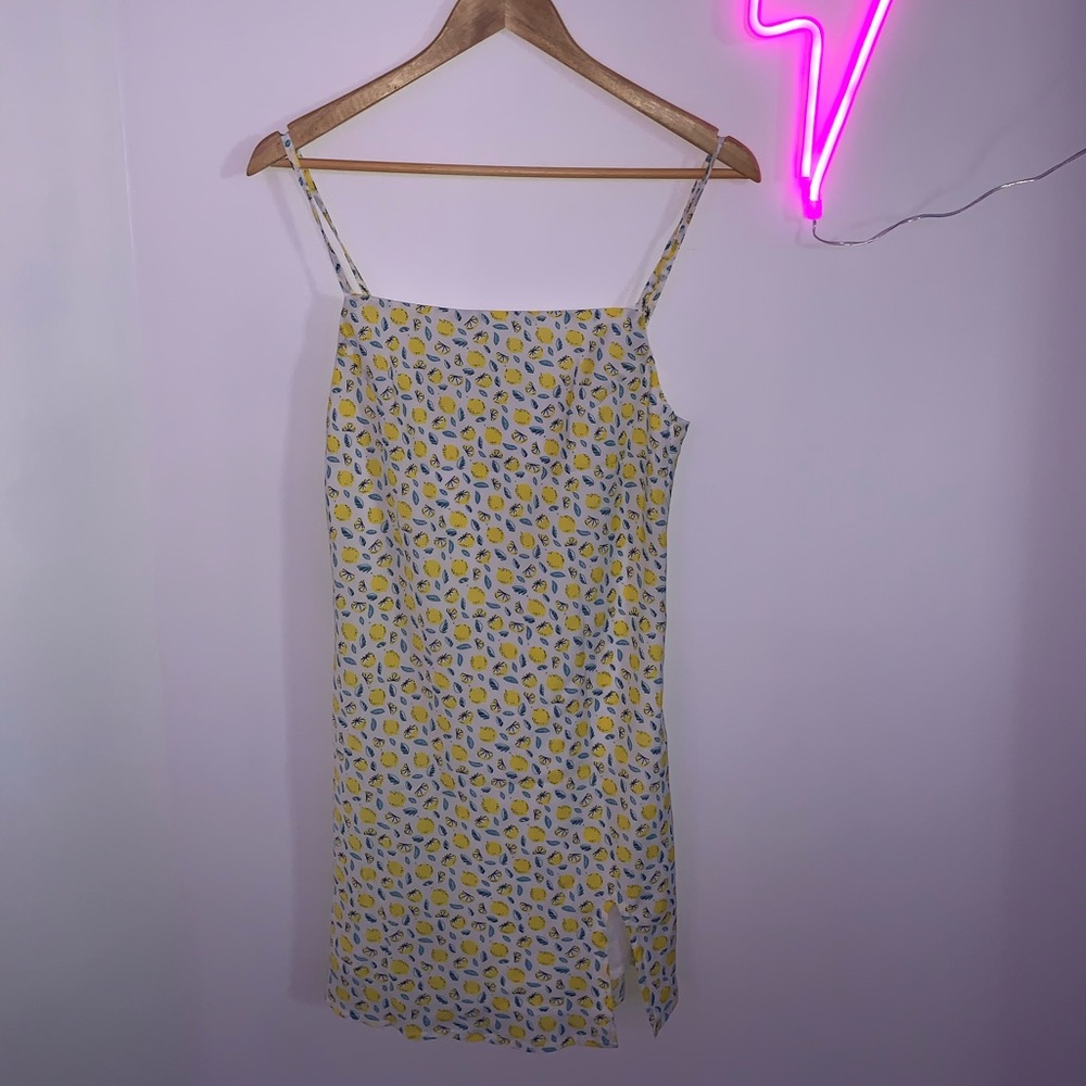 Jordyn Dress Lemon Print from Beginning Boutique🍋